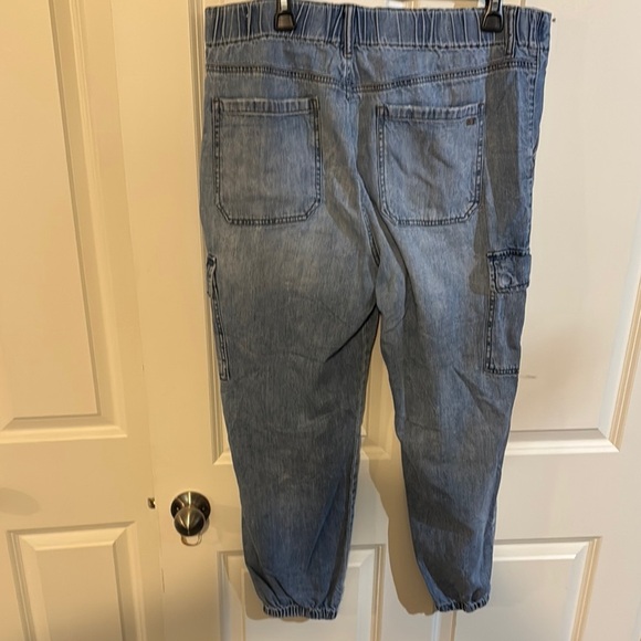 American Eagle Outfitters Blue Ankle Jeans - Picture 6 of 6